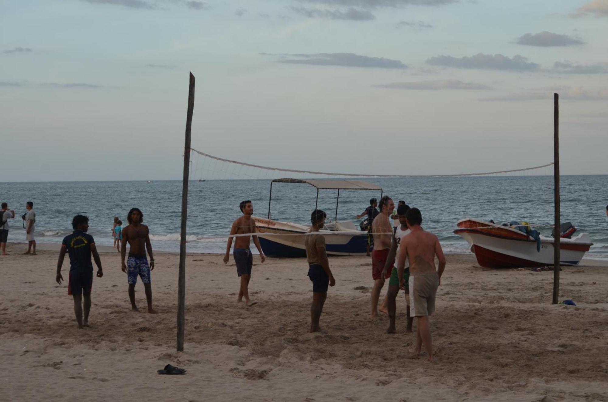 Silver Beach Hotel Trincomalee Eksteriør billede
